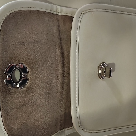 Coach Cream Backpack - Picture 3 of 6